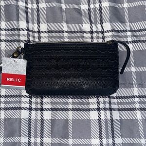 Relic Black Leather Take Away Wristlet